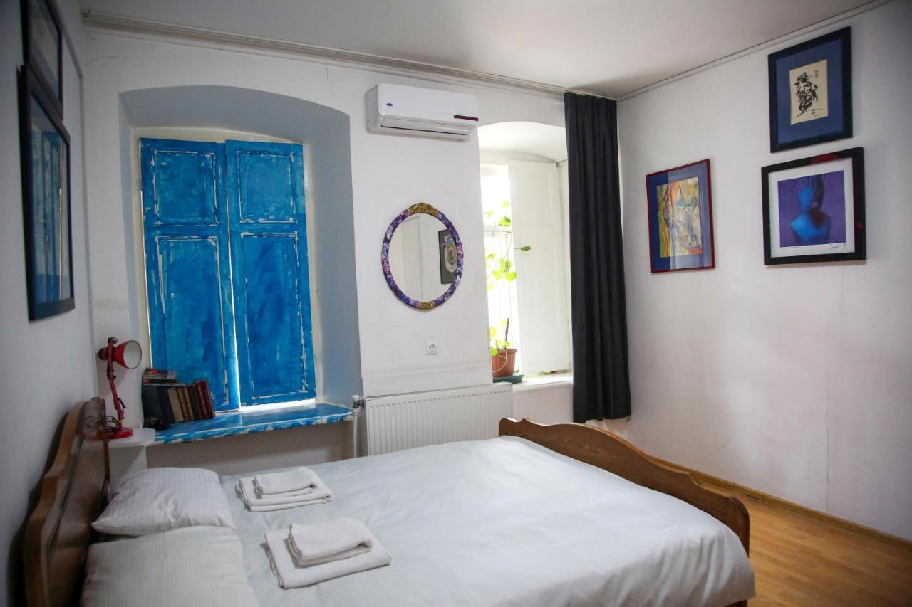 In The Center Of The City 2Rooms Tbilissi Extérieur photo