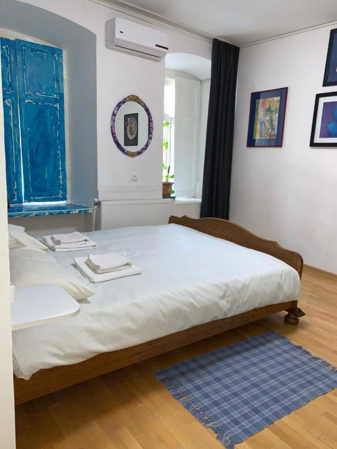 In The Center Of The City 2Rooms Tbilissi Extérieur photo